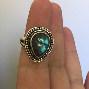 925 Sterling silver Labradorite gemstone ring
